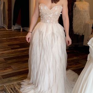 Lazaro 3654 Wedding Dress size 2